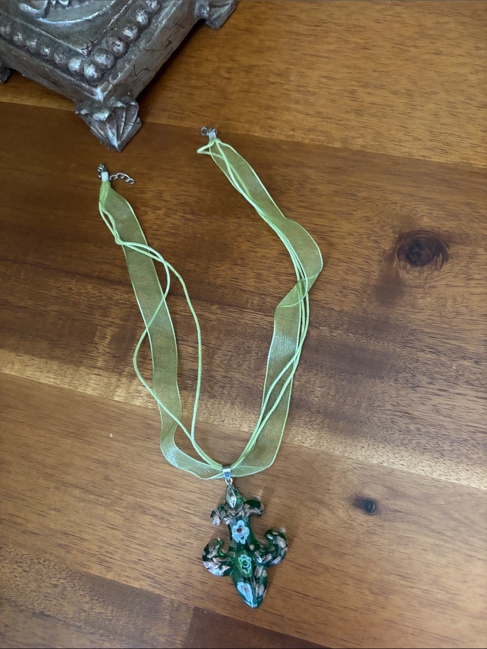 Source Unknown Green Floral Frog Pendant Necklace with Light Green Ribbon